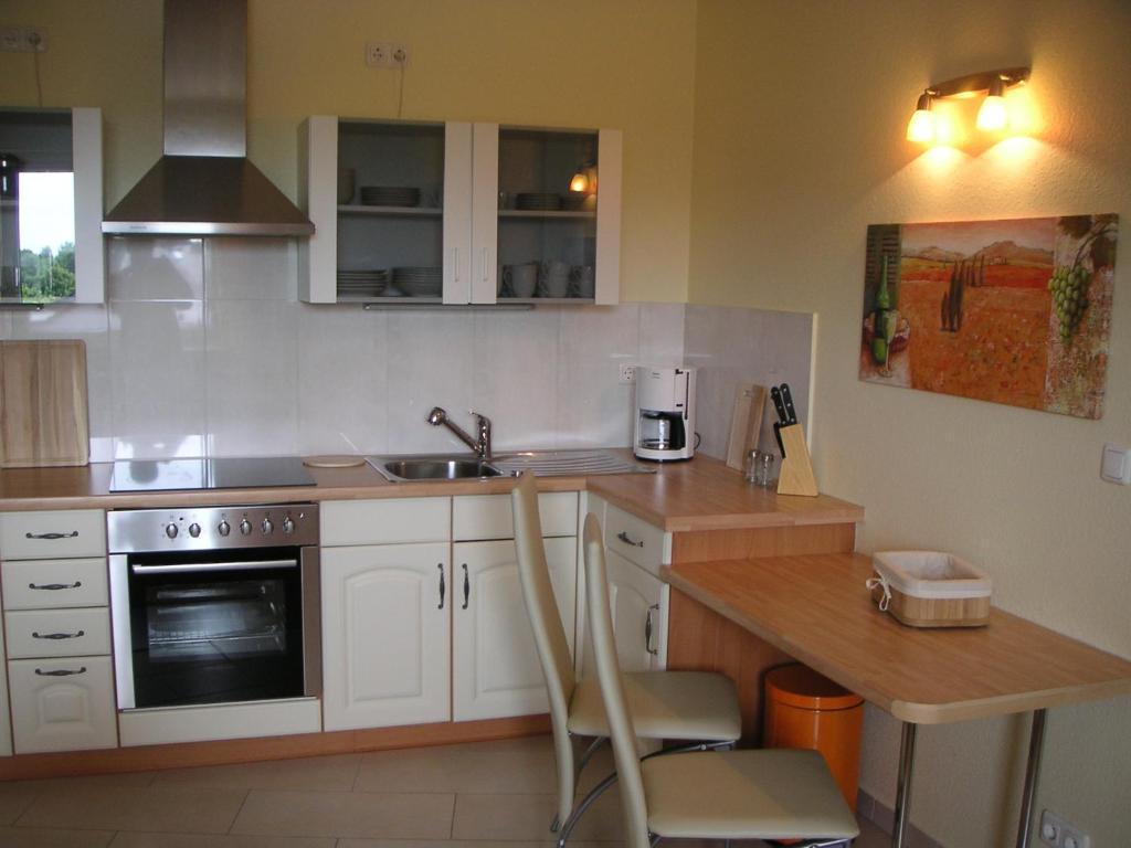 Flensburg Ferienwohnungen Apartment 1 ภายนอก รูปภาพ