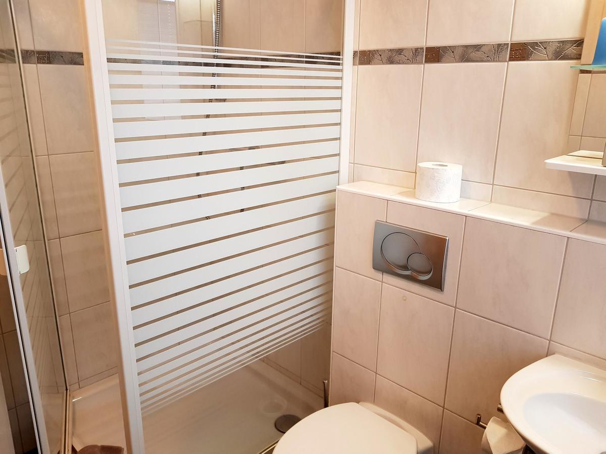 Flensburg Ferienwohnungen Apartment 1 ภายนอก รูปภาพ