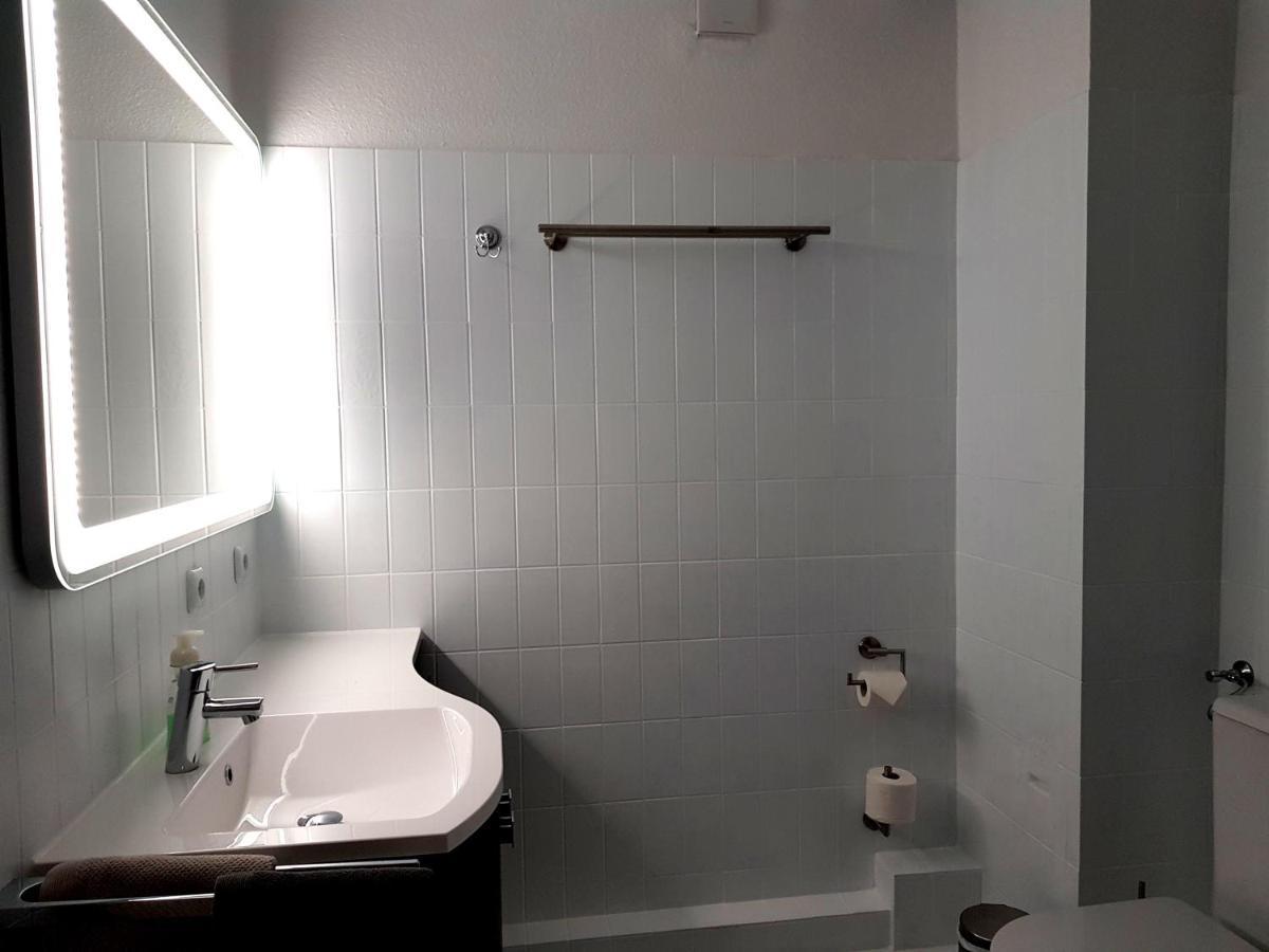 Flensburg Ferienwohnungen Apartment 1 ภายนอก รูปภาพ